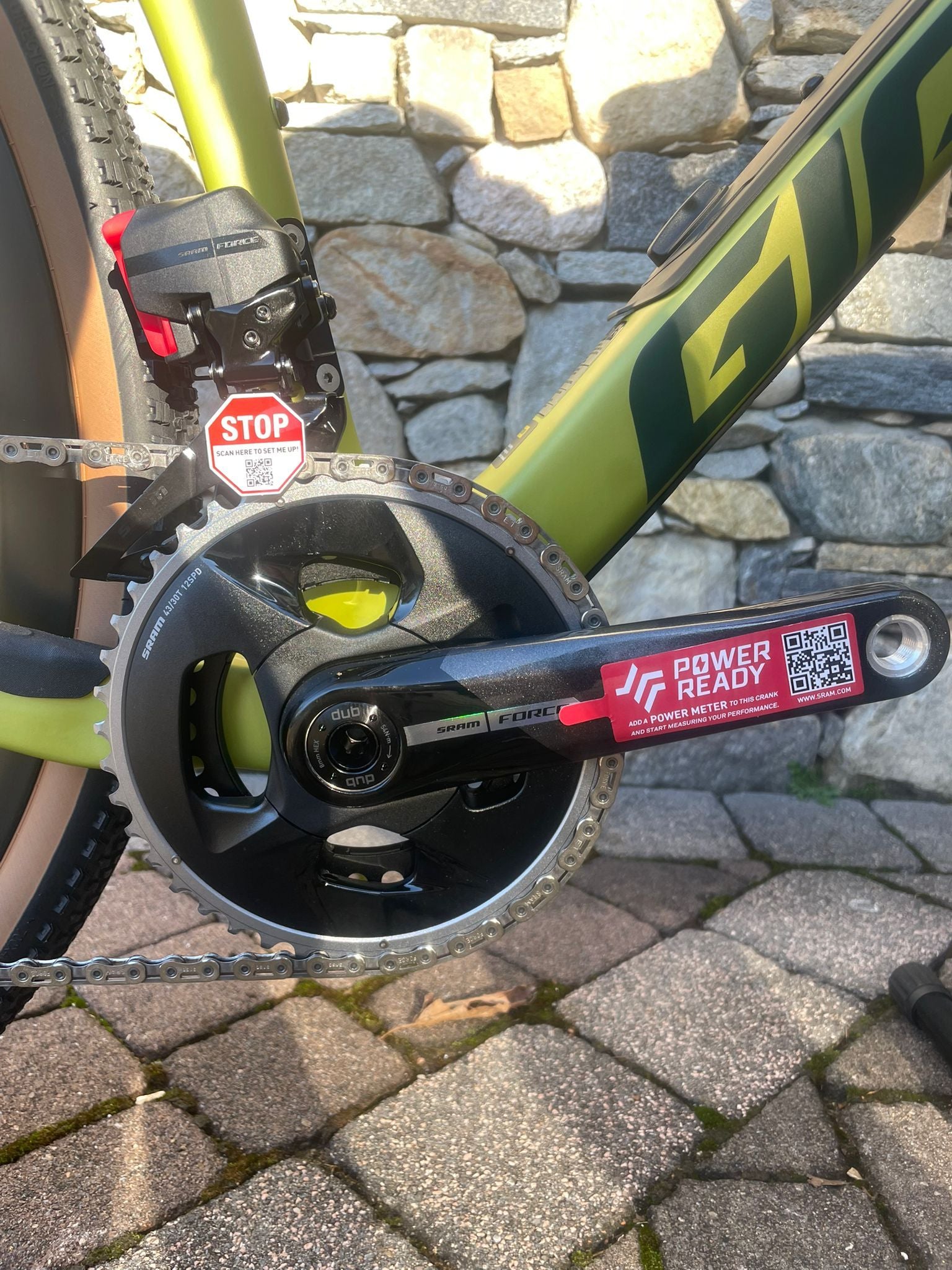 Giant Revolt Advanced Pro 0 2026
