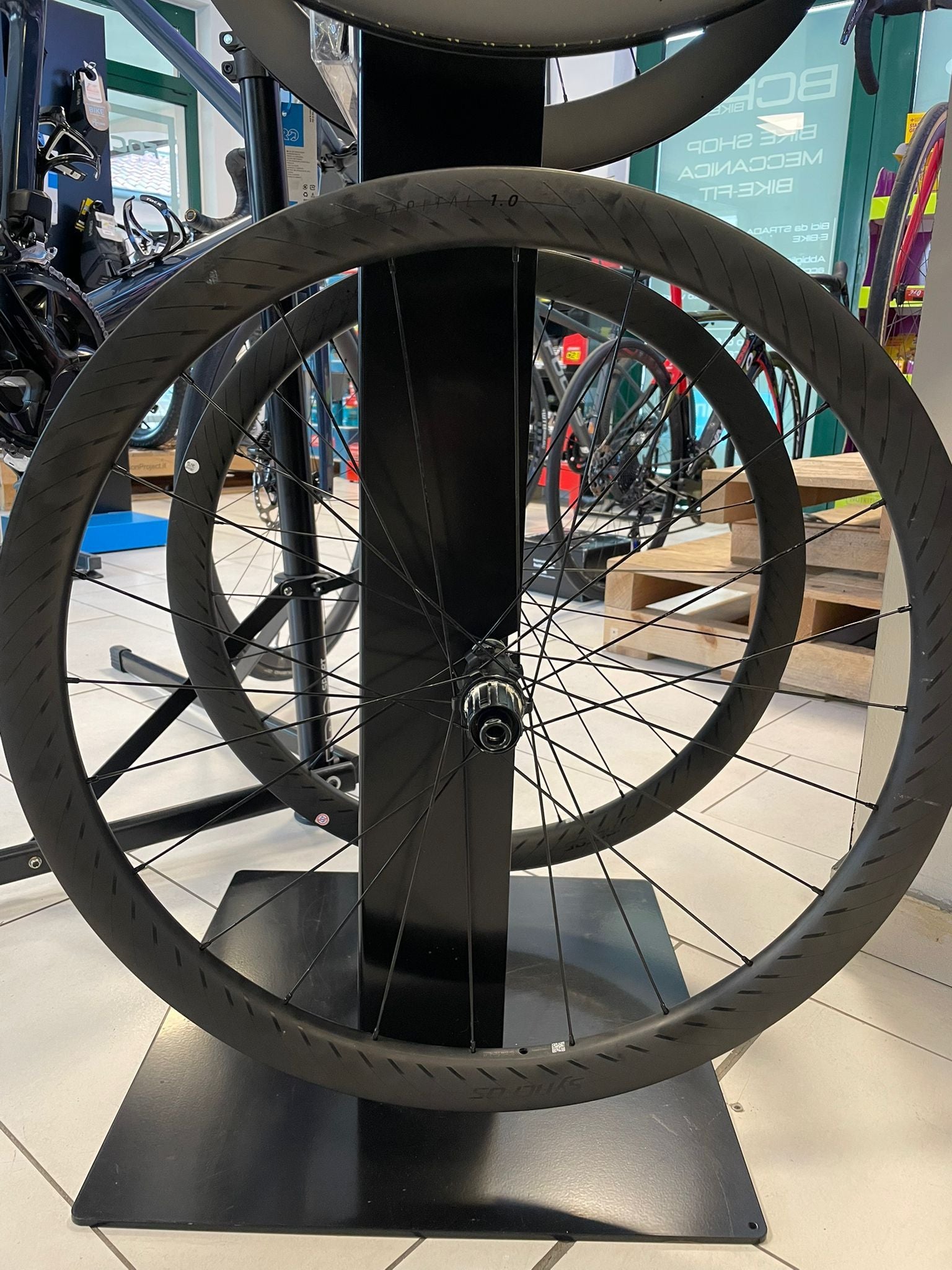 Focus IZALCO MAX 9.7 2024 105 Di2
