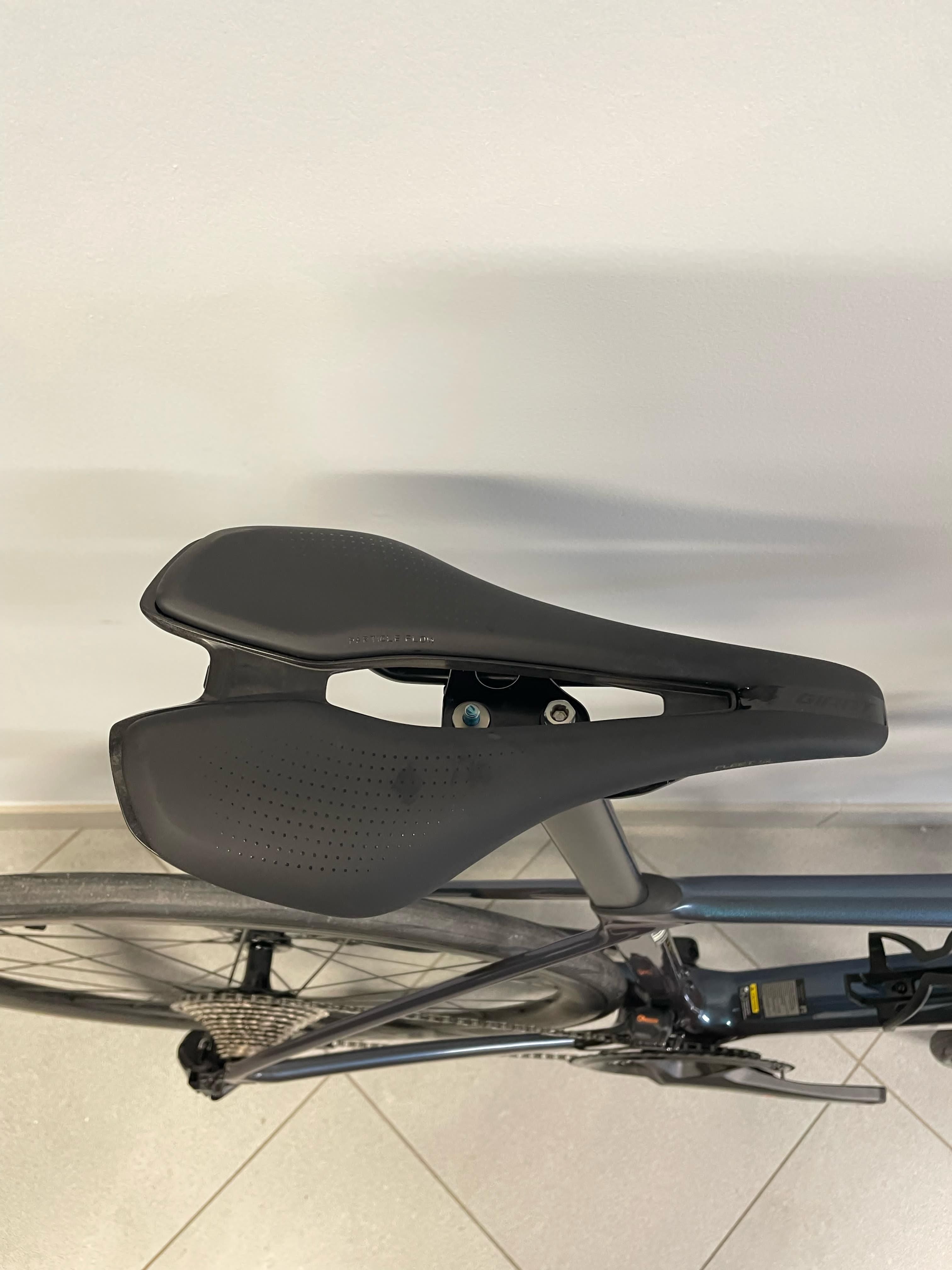 Giant TCR Advanced Pro 0 Di2 2025