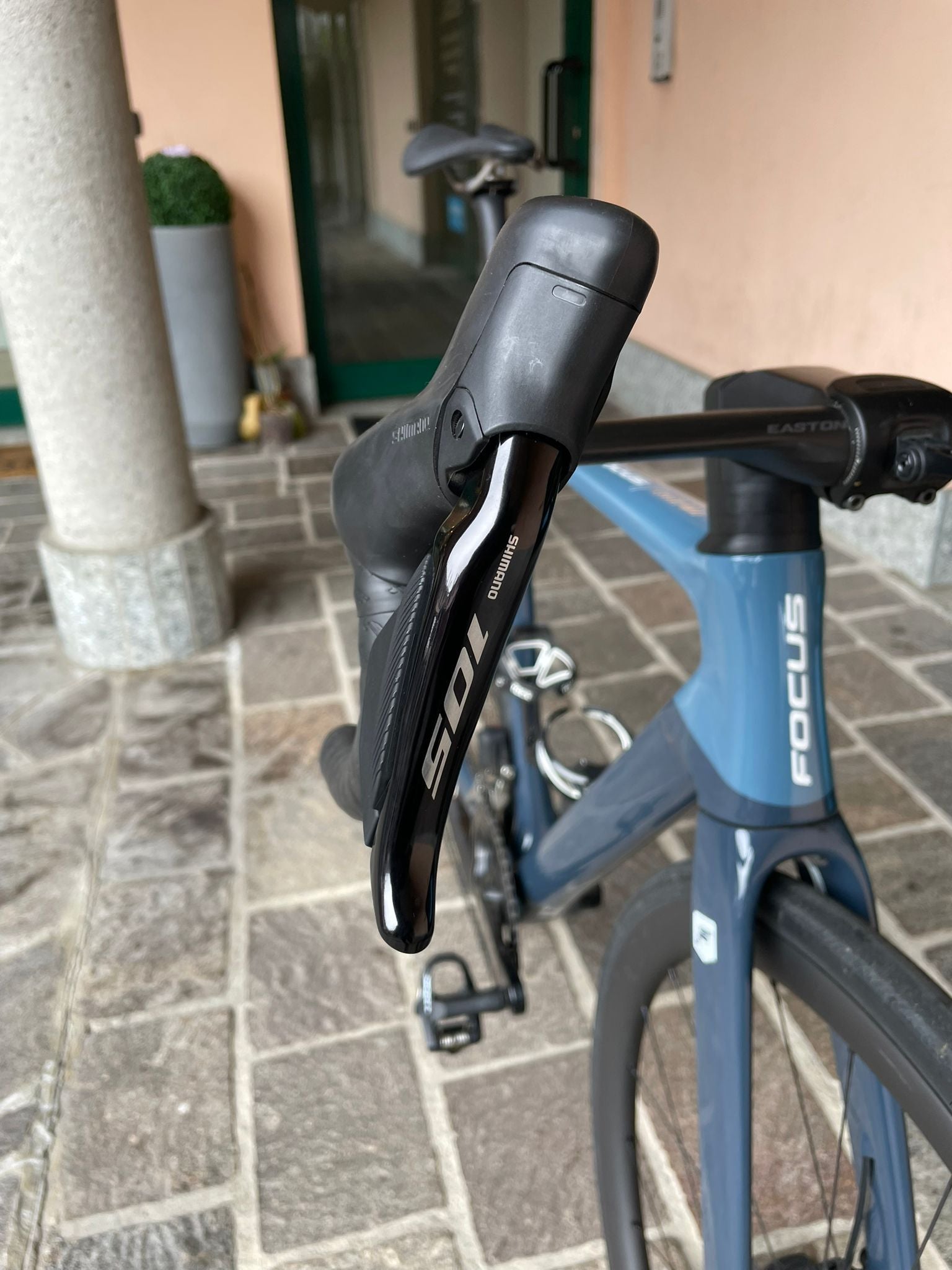 Focus IZALCO MAX 9.7 2024 105 Di2