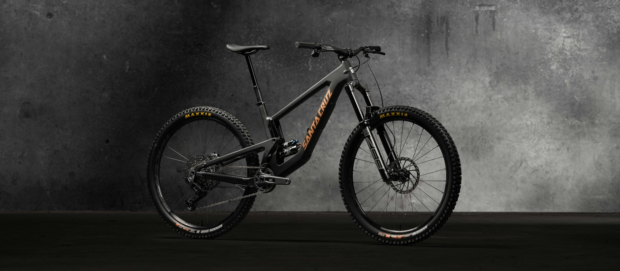 MEGATOWER X01 AXS RSV - Matte Black