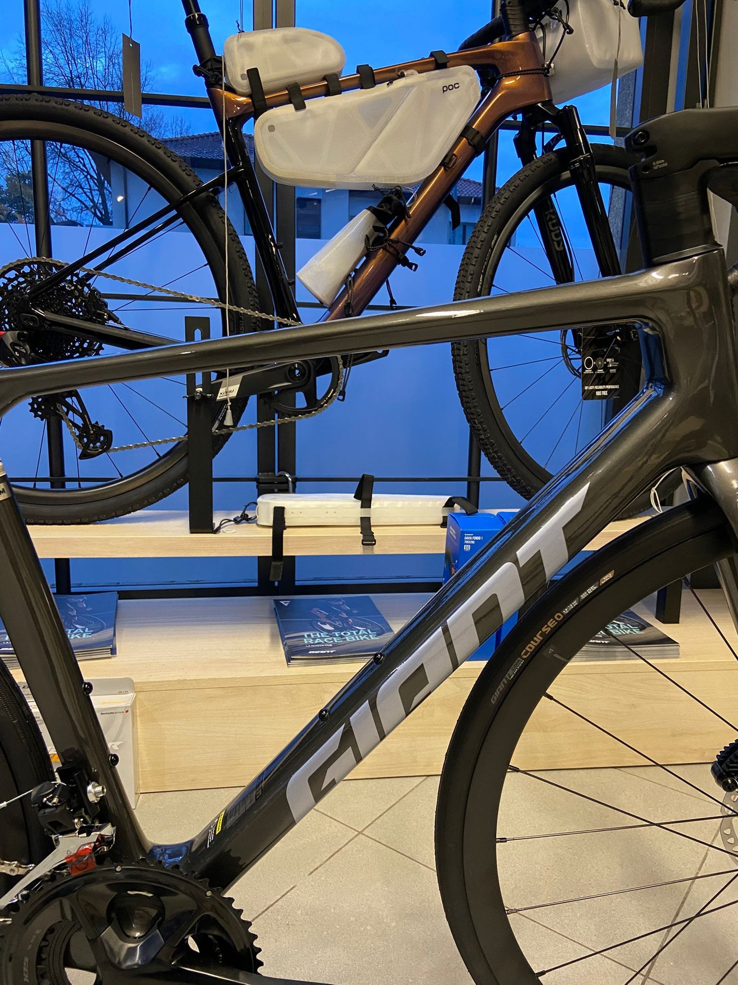 Giant TCR Advanced 2 (KOM)