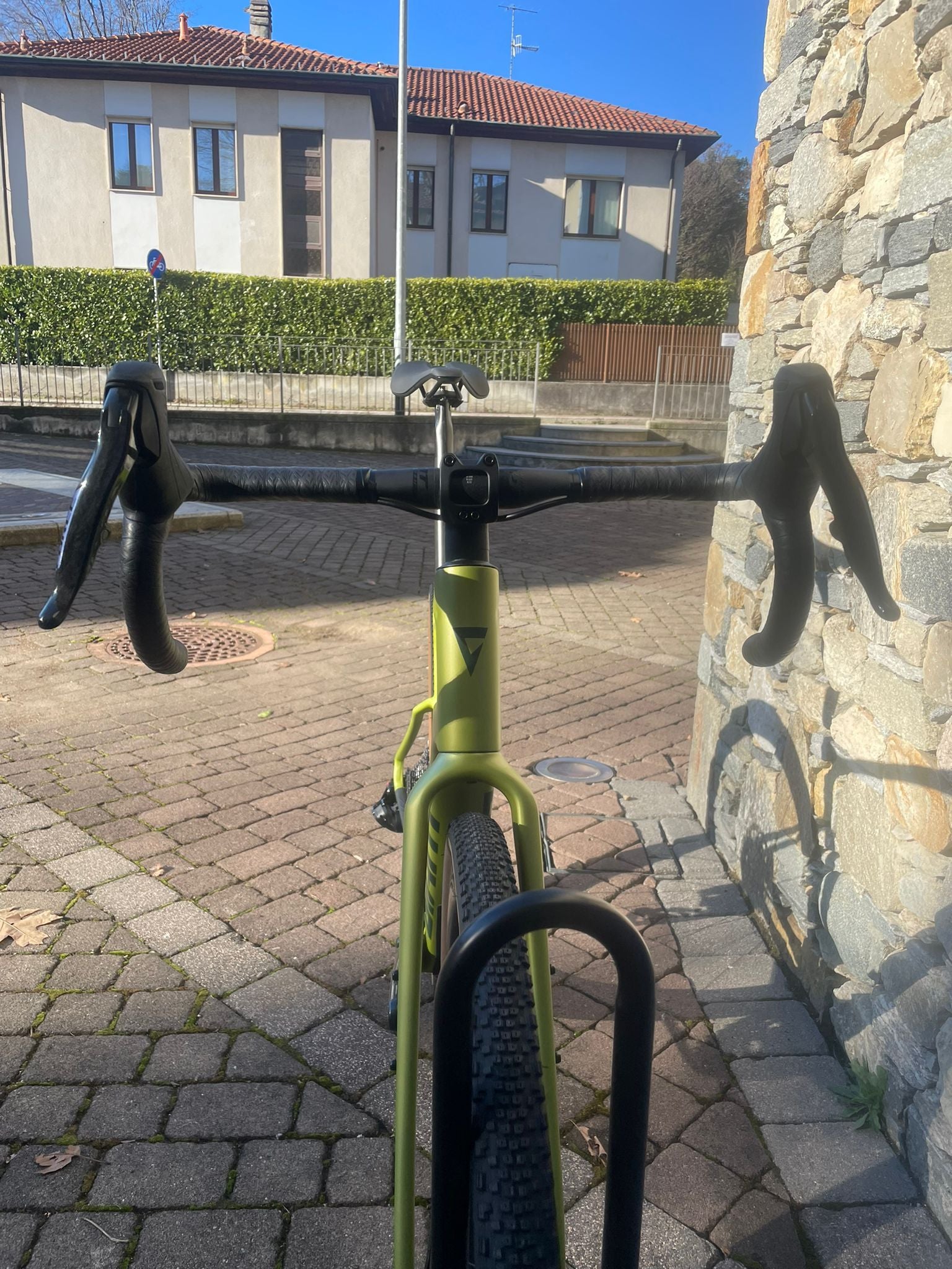 Giant Revolt Advanced Pro 0 2026